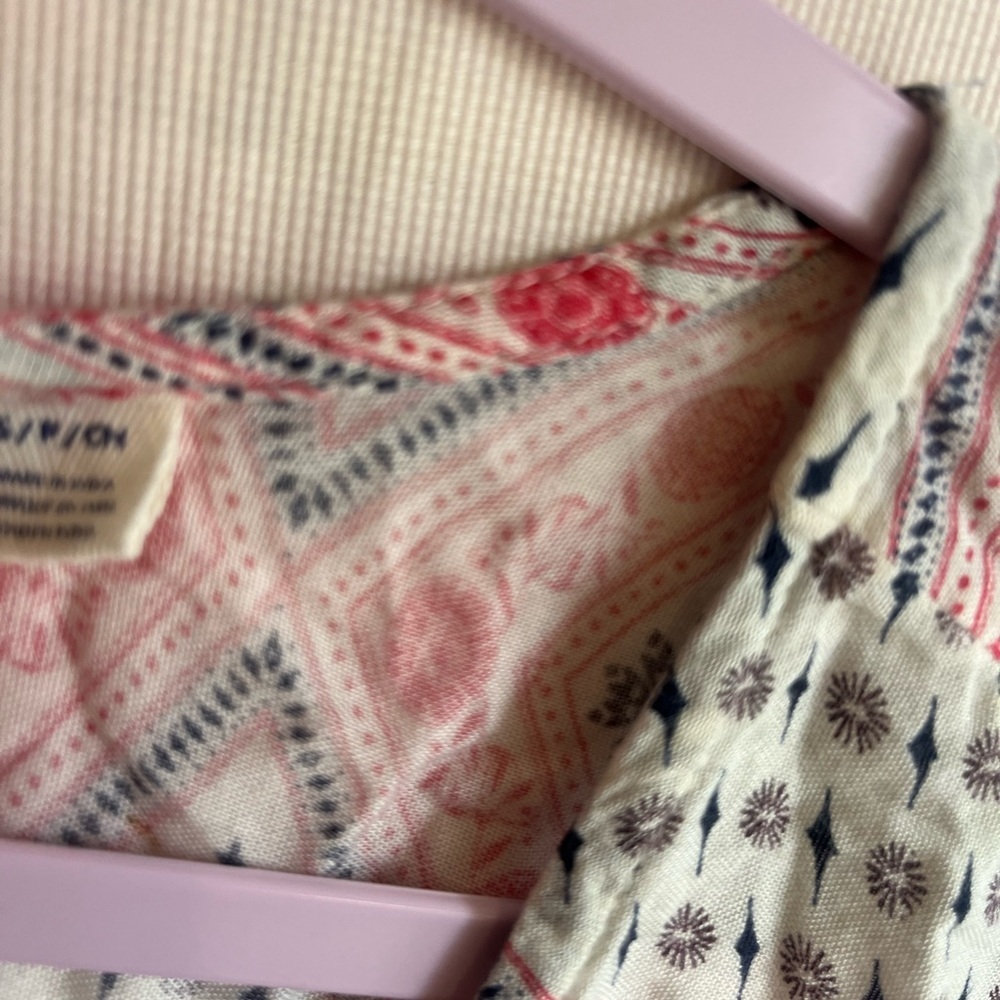 Roxy Patterned Short Romper Size Small - image 6